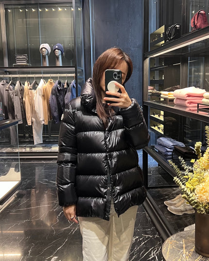 몽클레어 코체비스 COCHEVIS 여성 숏 패딩 다운 자켓 점퍼 블랙